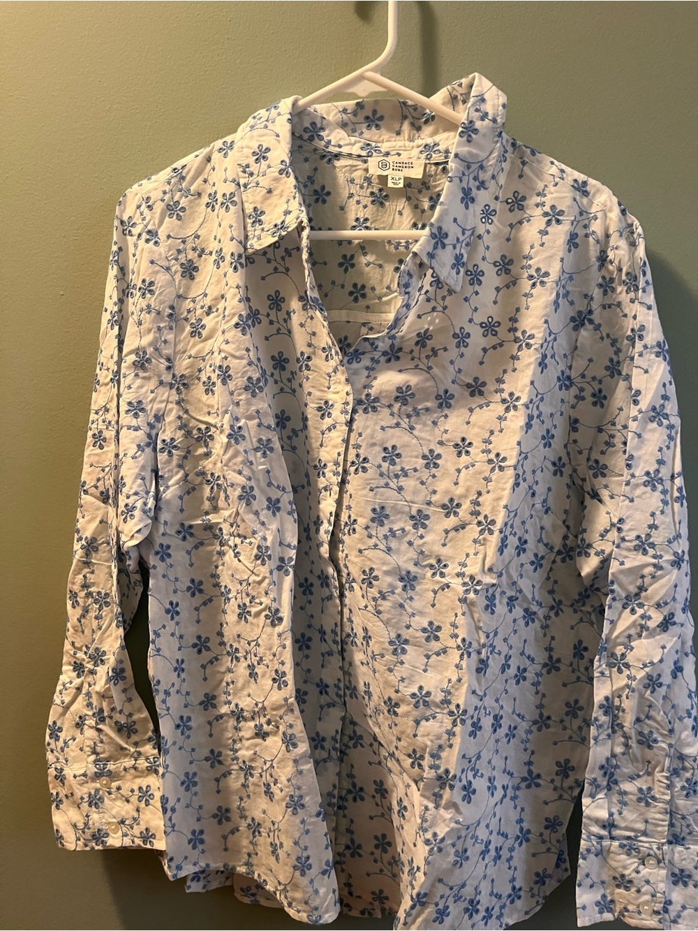 Candace Cameron Bure White Button-Down Shirt with Blue Floral Print